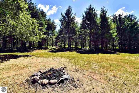 2737 Algonquin, Interlochen, MI 49643 photo 5