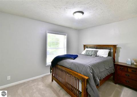 2737 Algonquin, Interlochen, MI 49643 photo 17