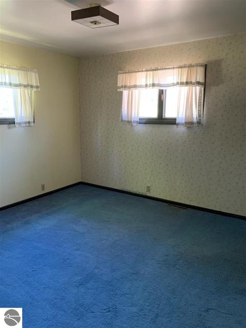 3956 E Baseline Rd, Mount Pleasant, MI 48858 photo 14