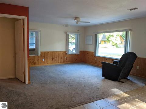 5477 E Michigan Ave, Au Gres, MI 48703 photo 3