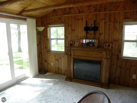 6261 Marshall Dr, Gladwin, MI 48624 photo 18