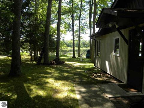 6261 Marshall Dr, Gladwin, MI 48624 photo 30
