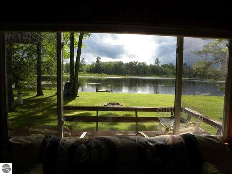 6261 Marshall Dr, Gladwin, MI 48624 photo 10