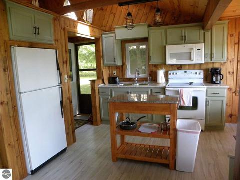6261 Marshall Dr, Gladwin, MI 48624 photo 7
