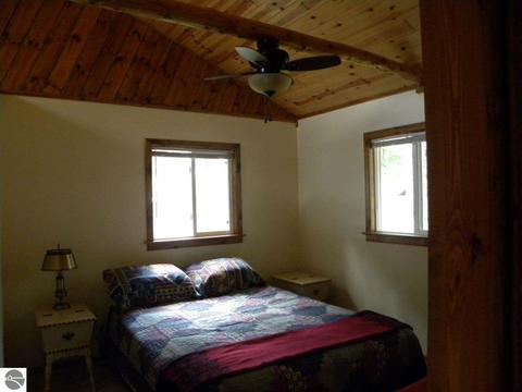 6261 Marshall Dr, Gladwin, MI 48624 photo 12