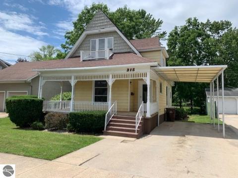 215 N Main St, Ithaca, MI 48847 photo 1