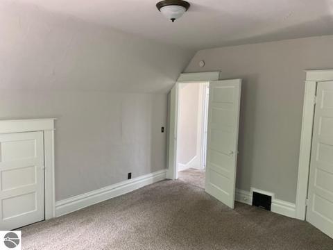 215 N Main St, Ithaca, MI 48847 photo 18