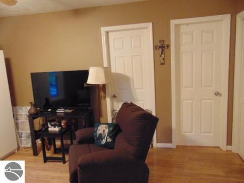 416 N Ithaca St, Ithaca, MI 48847 photo 10