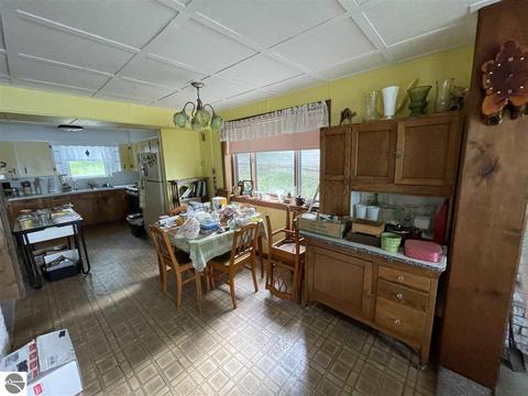 939 Hillcrest Dr, Boon, MI 49618 photo 13