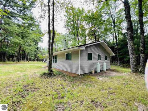 2137 E 12 Rd, Manton, MI 49663 photo 35