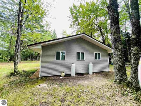 2137 E 12 Rd, Manton, MI 49663 photo 36