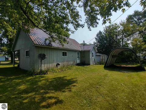 300 E Saginaw St, Au Gres, MI 48703 photo 5