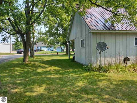 300 E Saginaw St, Au Gres, MI 48703 photo 7