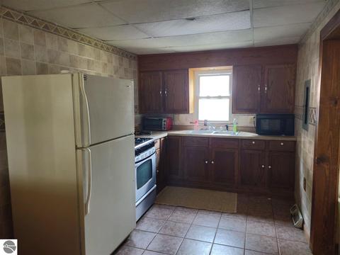 300 E Saginaw St, Au Gres, MI 48703 photo 19