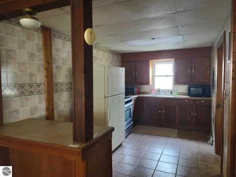 300 E Saginaw St, Au Gres, MI 48703 photo 18