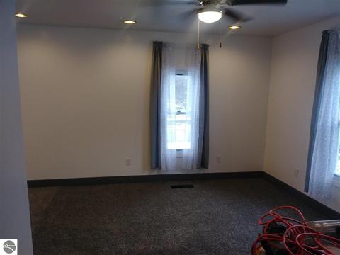 519 N Jeffery St, Ithaca, MI 48847 photo 17