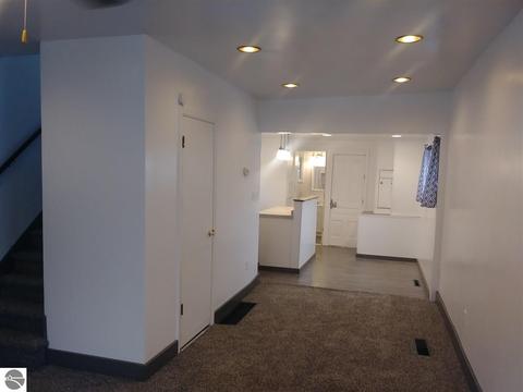 519 N Jeffery St, Ithaca, MI 48847 photo 11