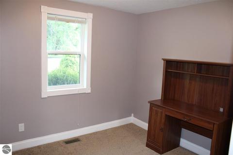 9771 E River Rd, Mount Pleasant, MI 48858 photo 18