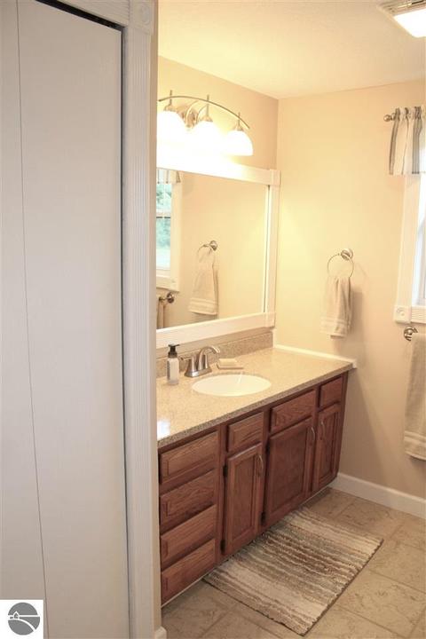 9771 E River Rd, Mount Pleasant, MI 48858 photo 20