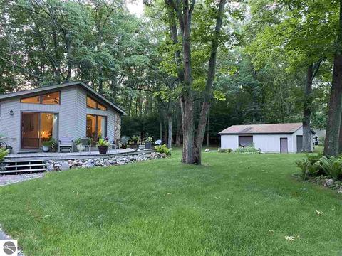 4697 Canniche Ct, Gladwin, MI 48624 photo 18
