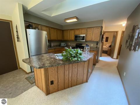 4697 Canniche Ct, Gladwin, MI 48624 photo 8