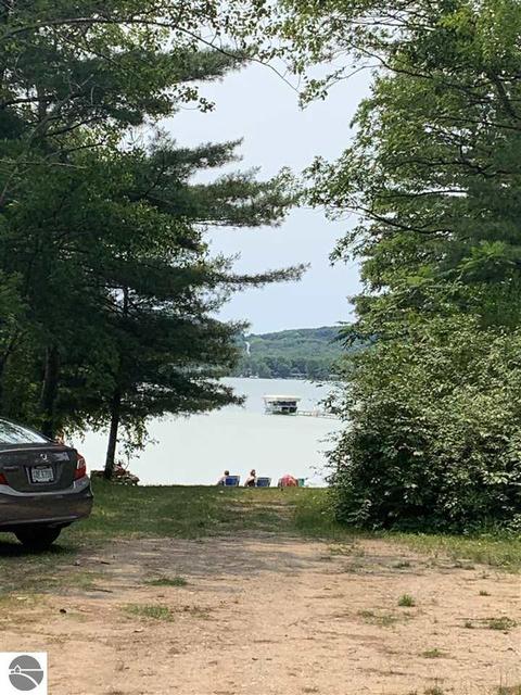 6900 Deadstream, Honor, MI 49640 photo 28