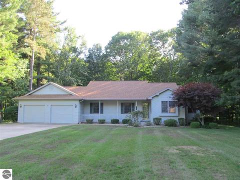 5168 E Huron Breeze Dr, Au Gres, MI 48703 photo 2