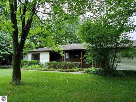 305 W Tyler Rd, Ithaca, MI 48847 photo 3