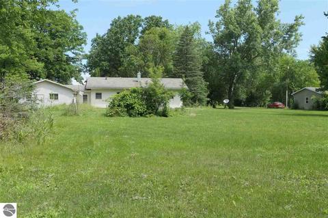 3824 E Millbrook, Mount Pleasant, MI 48858 photo 4
