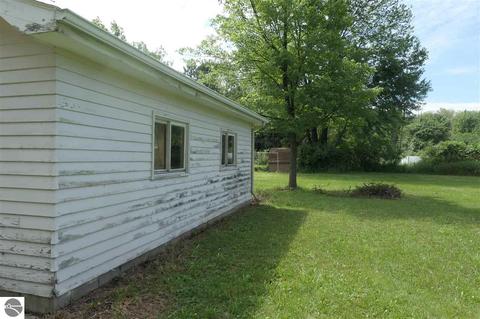 3824 E Millbrook, Mount Pleasant, MI 48858 photo 3