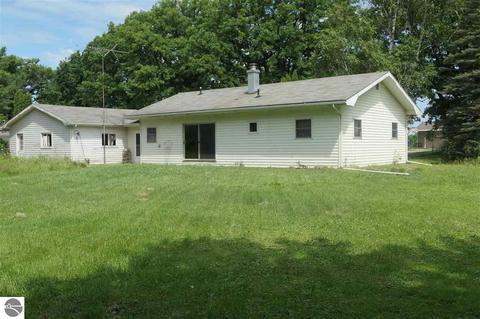 3824 E Millbrook, Mount Pleasant, MI 48858 photo 2