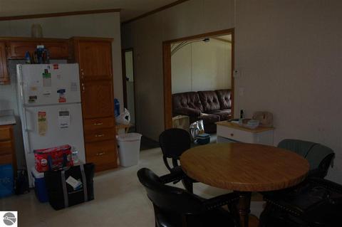 758 Sunset Dr, Lupton, MI 48635 photo 3