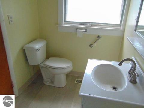 321 E North St, Ithaca, MI 48847 photo 19