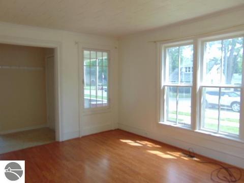 321 E North St, Ithaca, MI 48847 photo 29
