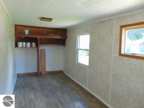 321 E North St, Ithaca, MI 48847 photo 12