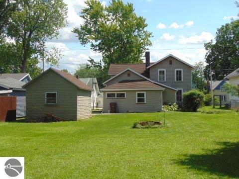 321 E North St, Ithaca, MI 48847 photo 8