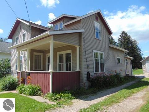 321 E North St, Ithaca, MI 48847 photo 5