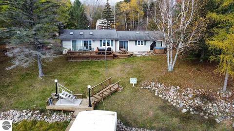 4496 Mohawk Trl, Gladwin, MI 48624 photo 4