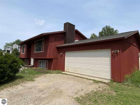 1627 Pine Tree Rd, Grawn, MI 49637 photo 44