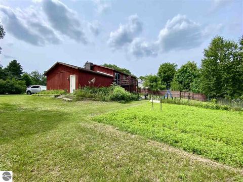 1627 Pine Tree Rd, Grawn, MI 49637 photo 48