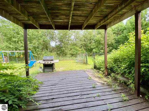 1627 Pine Tree Rd, Grawn, MI 49637 photo 37