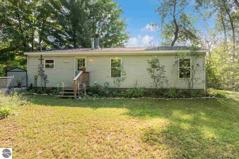 529 Gitchegumee Dr, Buckley, MI 49620 photo 3