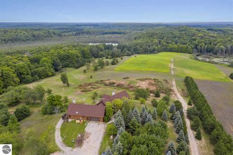 3161 Shooks Rd, Wolverine, MI 49799 photo 1