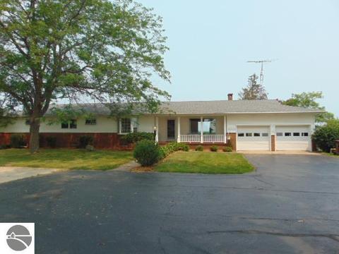 1725 S State Rd, Ithaca, MI 48847 photo 2