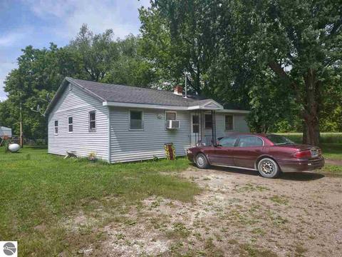 1798 E Twining Rd, Turner, MI 48765 photo 6