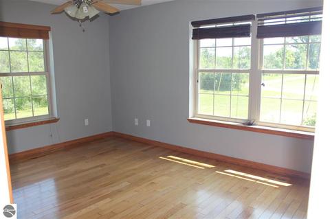 125 N Alamando Rd, Shepherd, MI 48883 photo 23