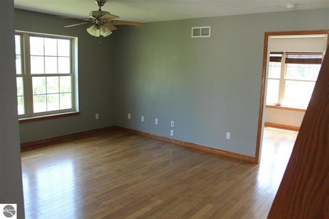 125 N Alamando Rd, Shepherd, MI 48883 photo 20