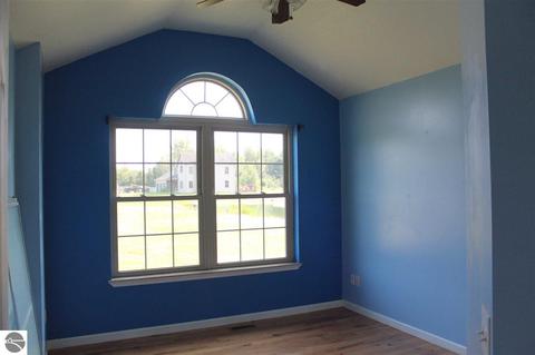 125 N Alamando Rd, Shepherd, MI 48883 photo 12