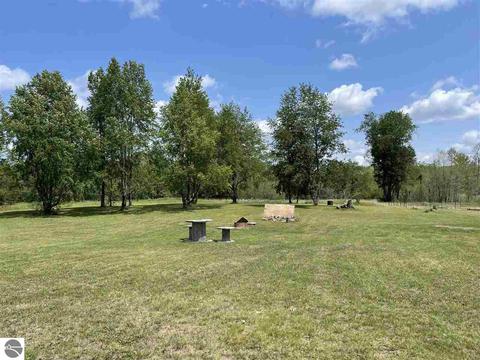 1160 Bear Ave, Harrison, MI 48625 photo 21