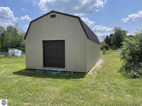 1160 Bear Ave, Harrison, MI 48625 photo 9